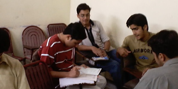 Student in group work